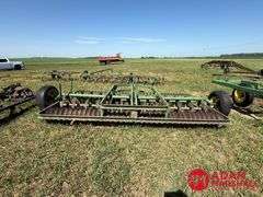 John Deere  Roller Packer