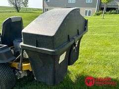 2016  Hustler  Raptor  Flip-Up Zero Turn Lawn Mower - 48IN