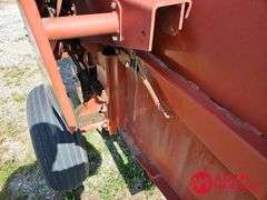 Hesston  550  Baler