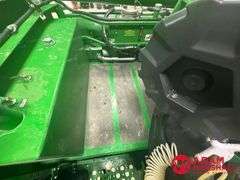 2016  John Deere  S680  Combine