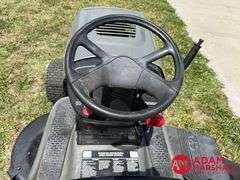 Craftsman  LT2000  Riding Lawn Mower - 42IN