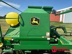 2003  John Deere  1590   No-Till Grain Drill - 20FT