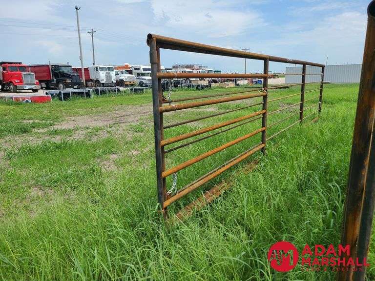 24ft. Free Standing Panel w/ 7.5FT Gate