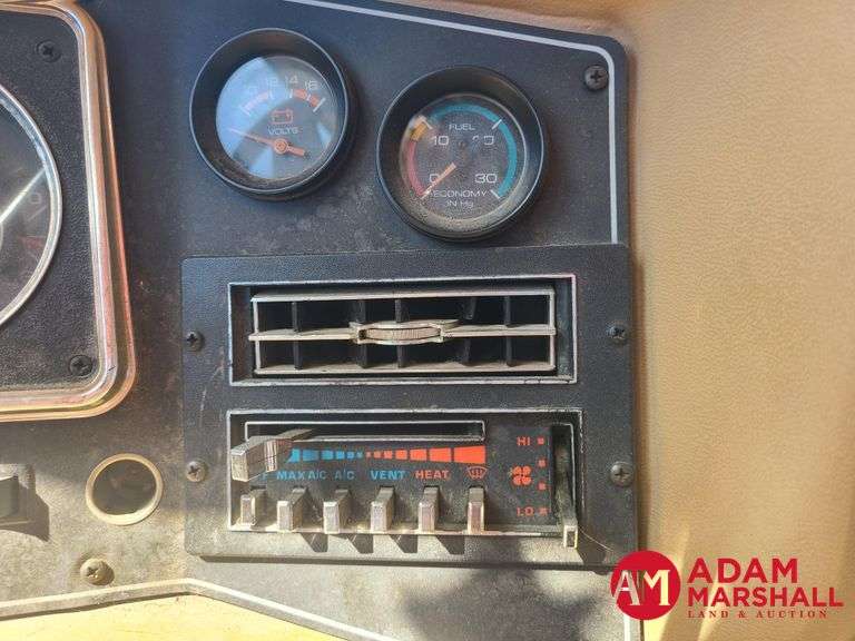 1988  Chevrolet   P30 Superchief Motorhome - 31FT