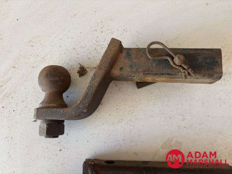 2 Hitch Ball Mounts