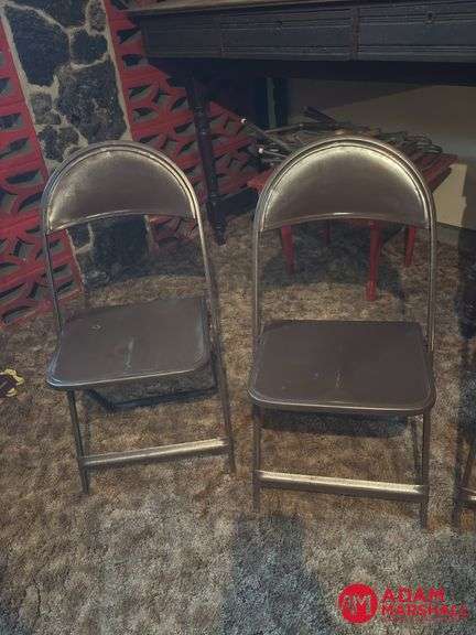 4 Folding Chairs