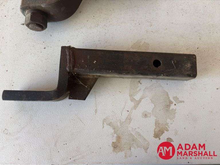 2 Hitch Ball Mounts