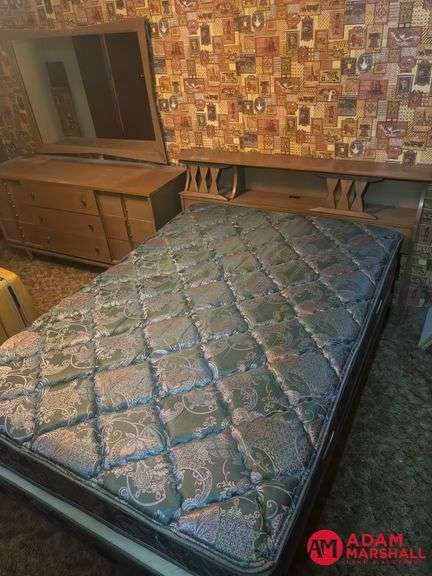 Full Size Bed With Box Springs and Mattress