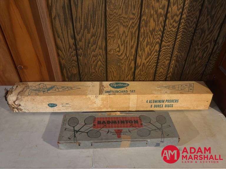 Shuffle Board and Bad Mitten Set