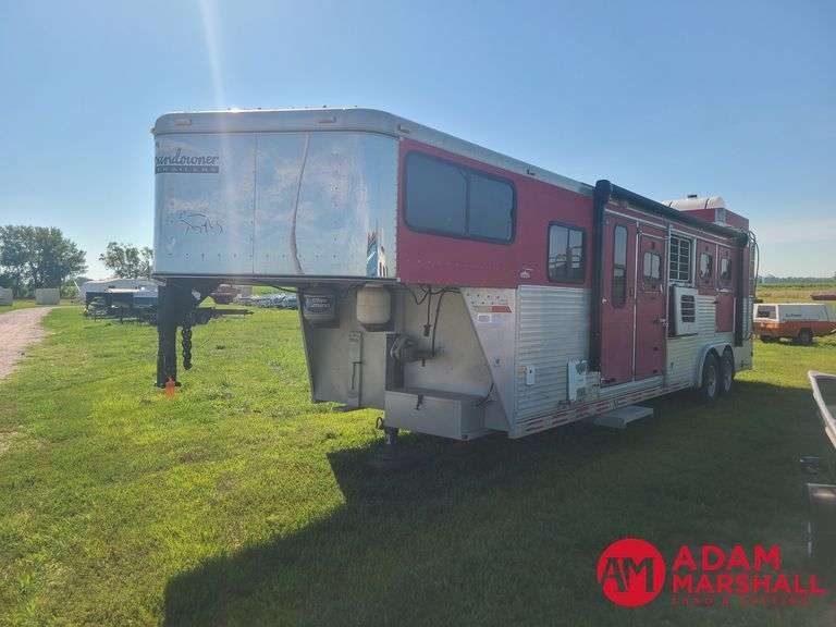 1998  Sundowner  4-Horse Trailer w/ Living Quarters  - 34FT