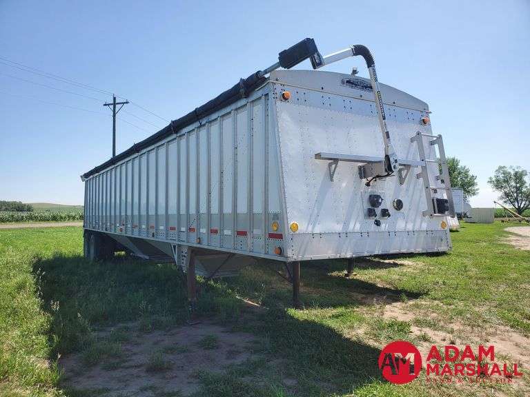 2000  Cornhusker  Hopper Grain Trailer  - 48FT