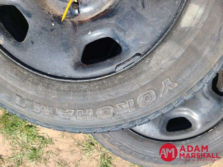 (5) Tires & Rims - 235/70R17