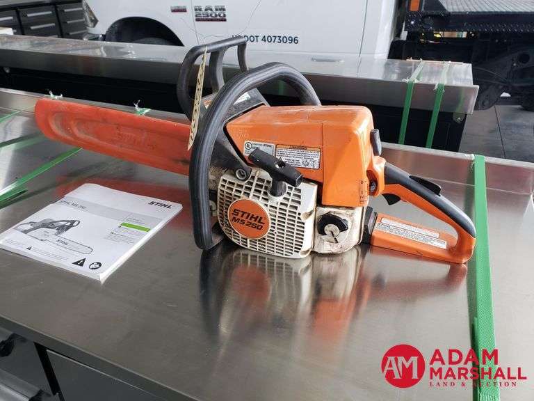 Stihl  MS250  Chainsaw