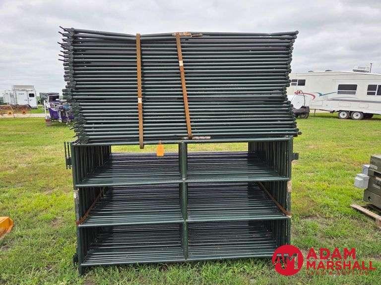 (70) Portable Panels - (Sold 70 x Bid)