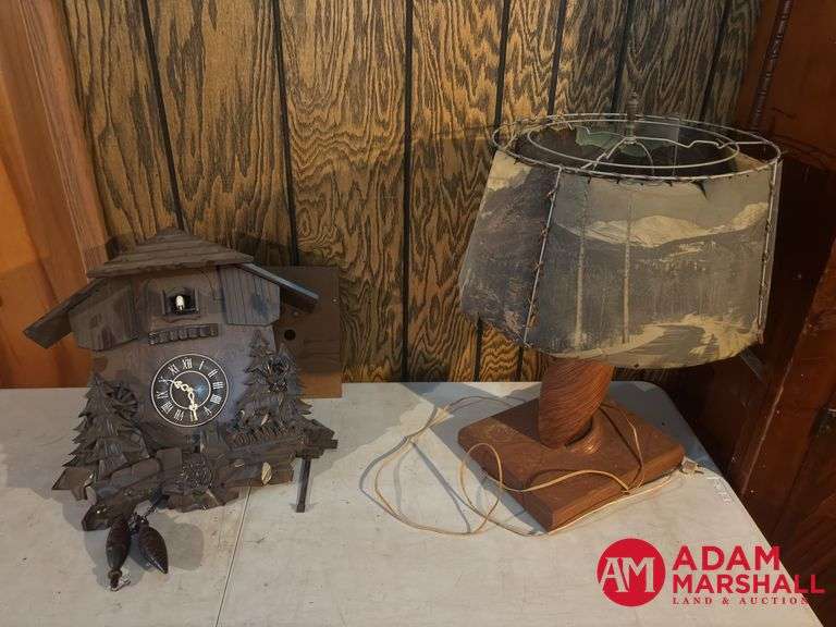 Battery CooCoo Clock and Lamp