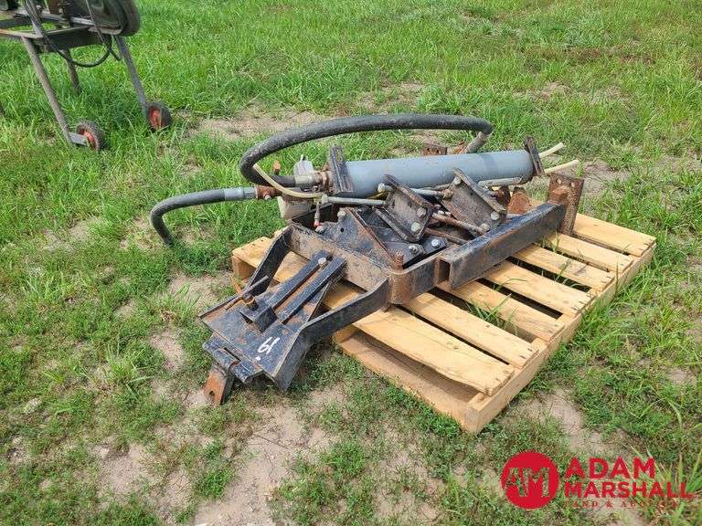 Hiniker  Cultivator NH3  Shank