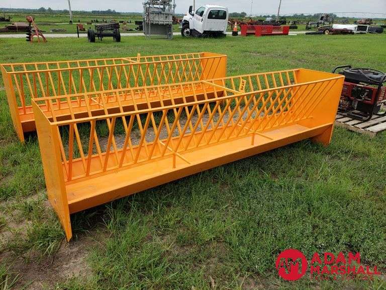 Unused  Sheep/Goat  Feeder   - 10FT