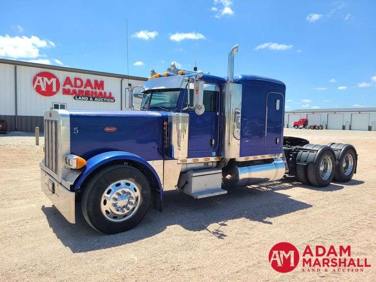 2006  Peterbilt  379  Semi Truck
