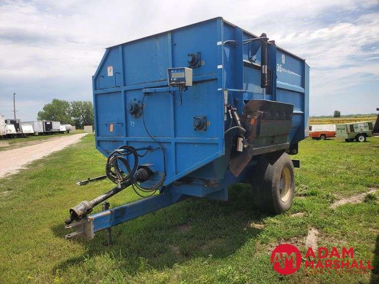 SAC  6035  Turbo Max Feed Wagon