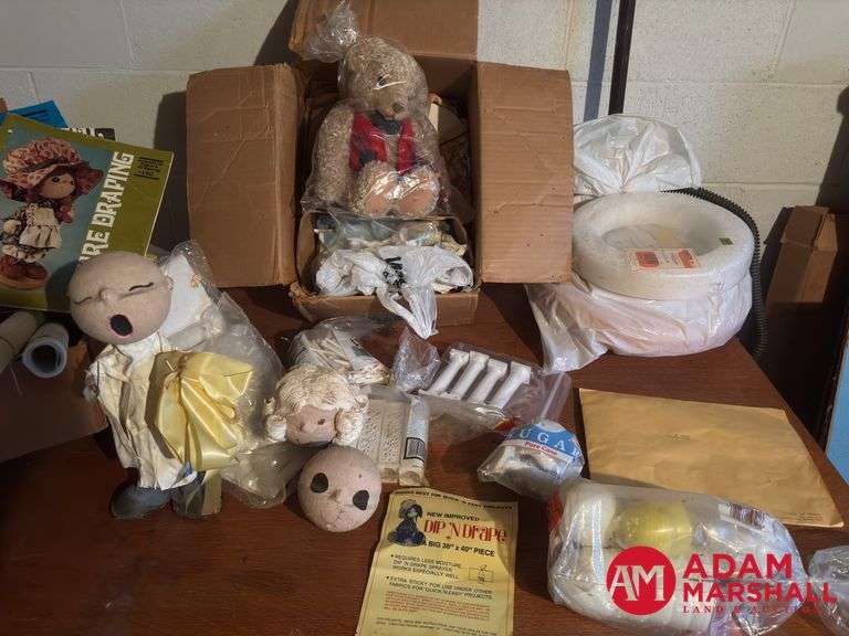 Decor and Cake Decorating Items