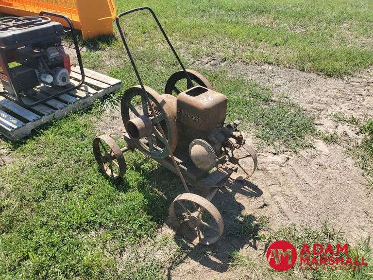 John Deere  Hit & Miss Motor On Cart