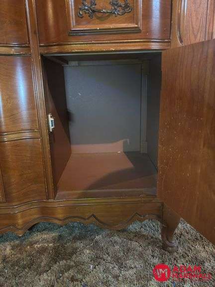 Bassett Furniture Vintage Buffet
