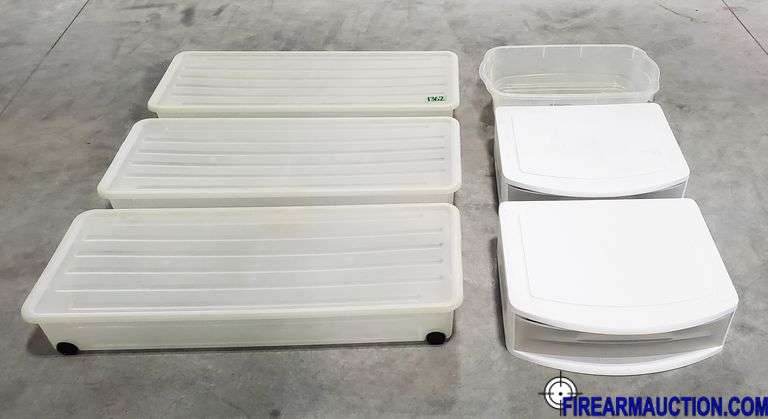 (6) Storage Totes - (3) Rolling Under Bed - 66 QT, 40"L X 15"W X 6"H, (2) Sterilite & (1) Rubbermaid 31 QT