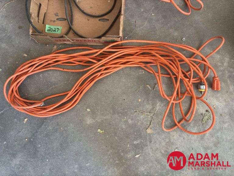 Trouble Light & 2 Extension Cords