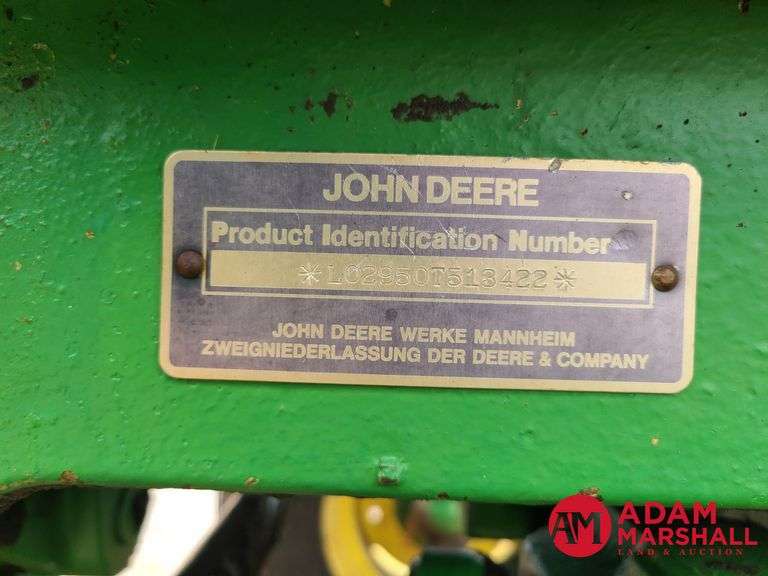 1984  John Deere  2950  Tractor w/Loader