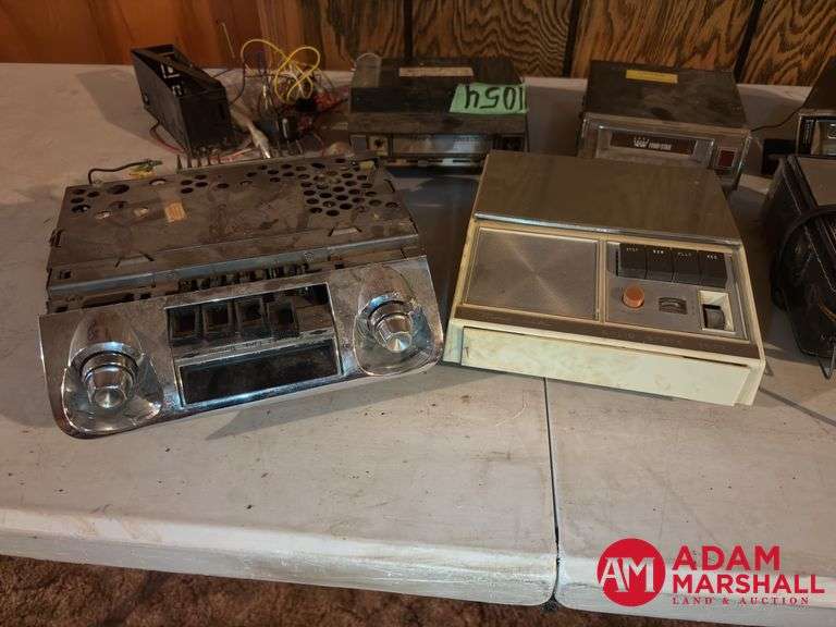 Vintage Car Sterios and Radios