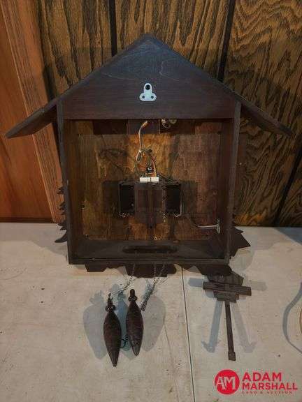 Battery CooCoo Clock and Lamp