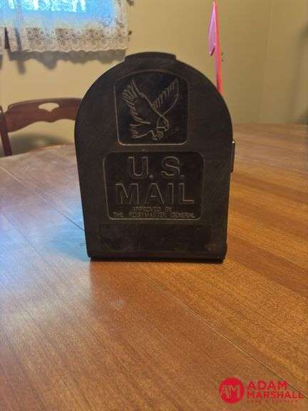 Plastic Mail Box