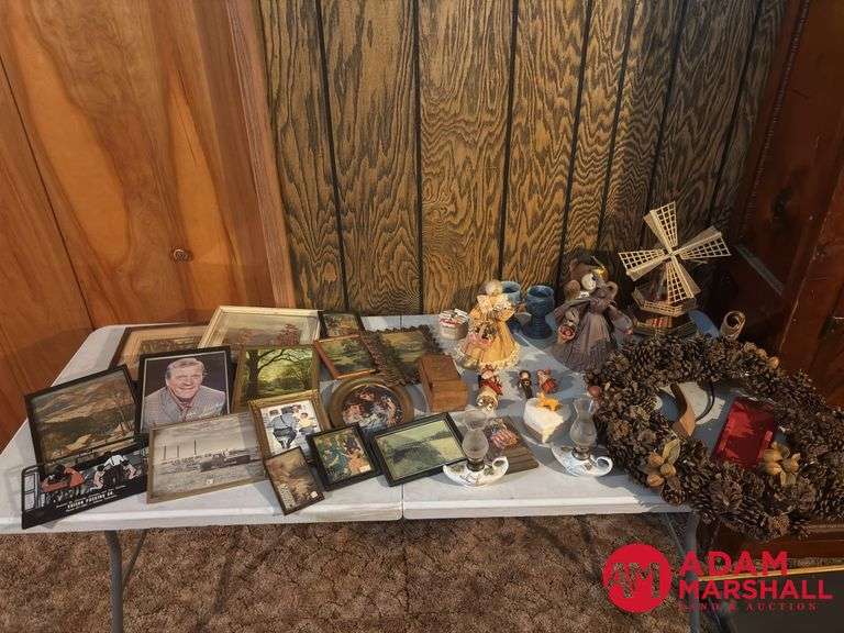 Pictures and Misc Decor