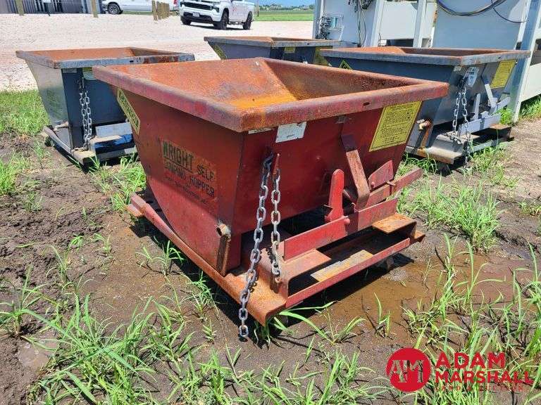 Wright  ½ Yard Self Dumping Hopper w/ Drain Valve & Casters