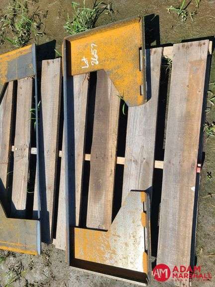 Ecotric Mounting Plate for Skid Steer