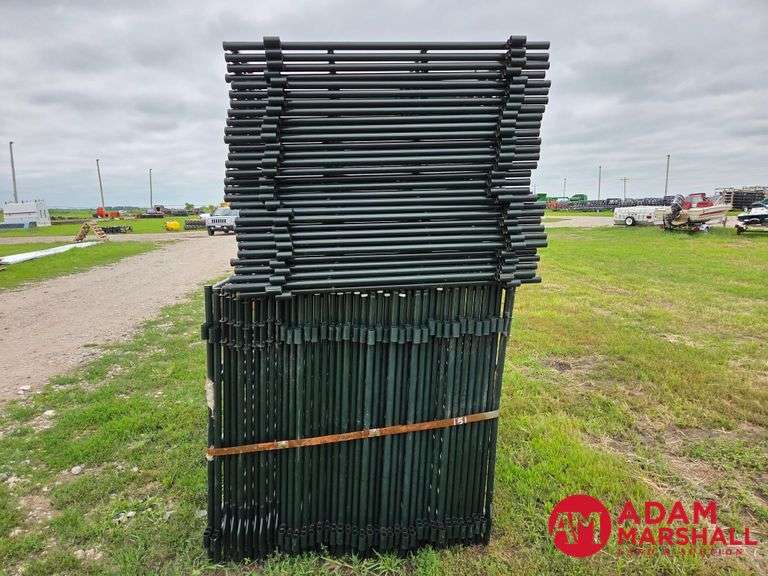 (70) Portable Panels - (Sold 70 x Bid)