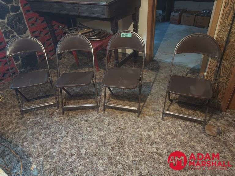 4 Folding Chairs
