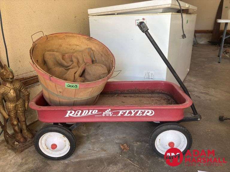 Radio Flyer Wagon & Bushel Basket