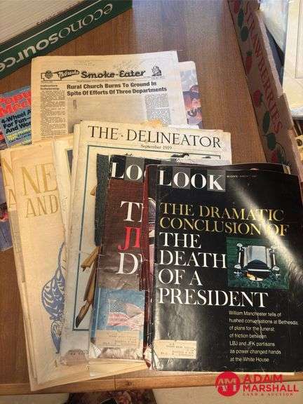 Scrapbooking Books & Magazines