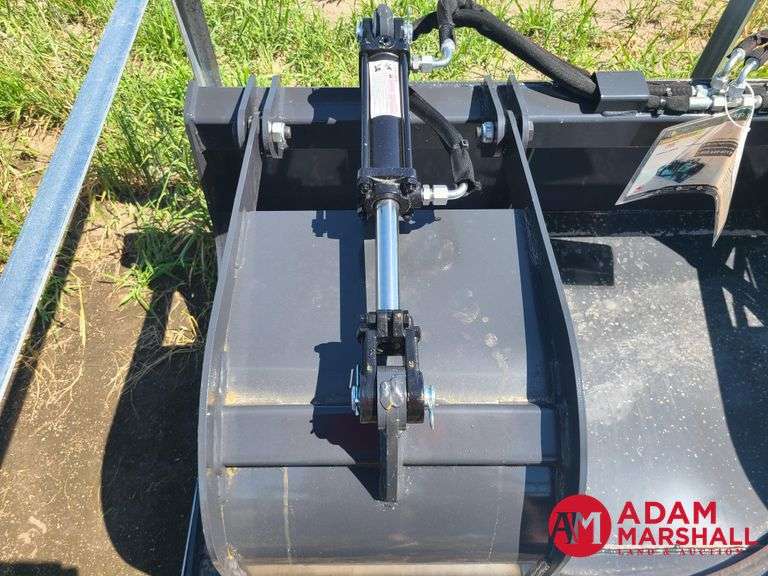 Unused Wolverine 72" Grapple Bucket for Skid Steer