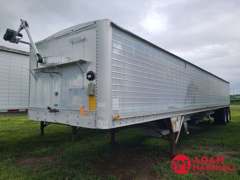 1988  Wilson  Grain  Trailer - 43FT