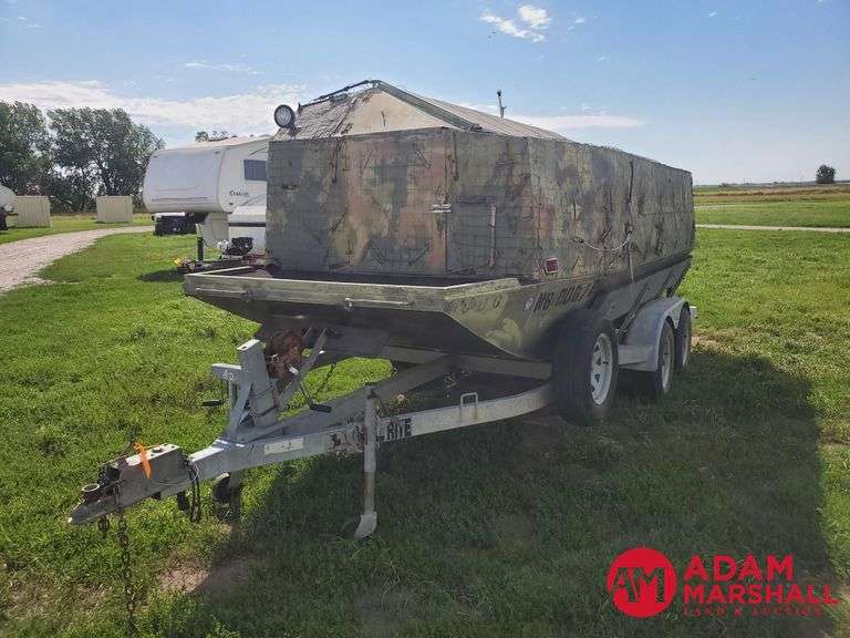 1971 Fully Enclosed Waterfowl Hunting Boat & Trailer