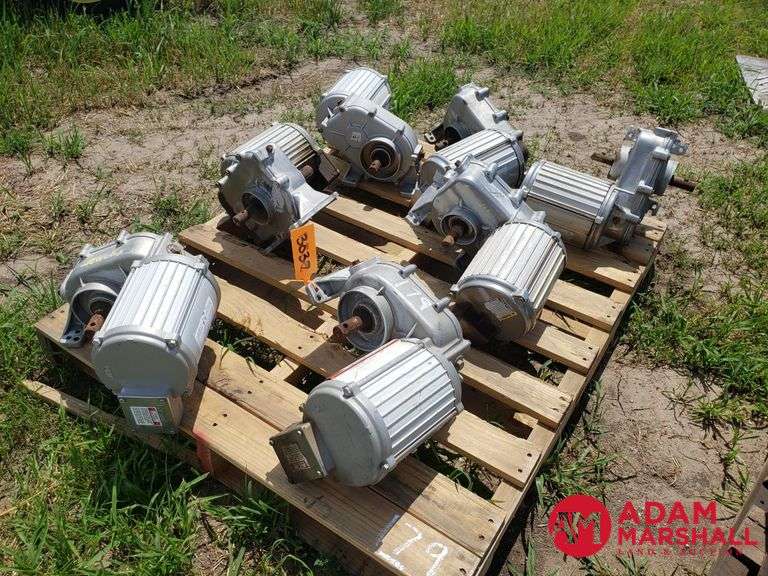 (7) Reinke  Pivot Center Drives