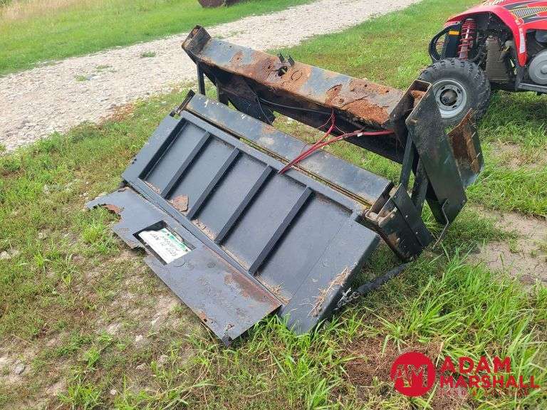 Tommy  Lift  Gate - 5FT