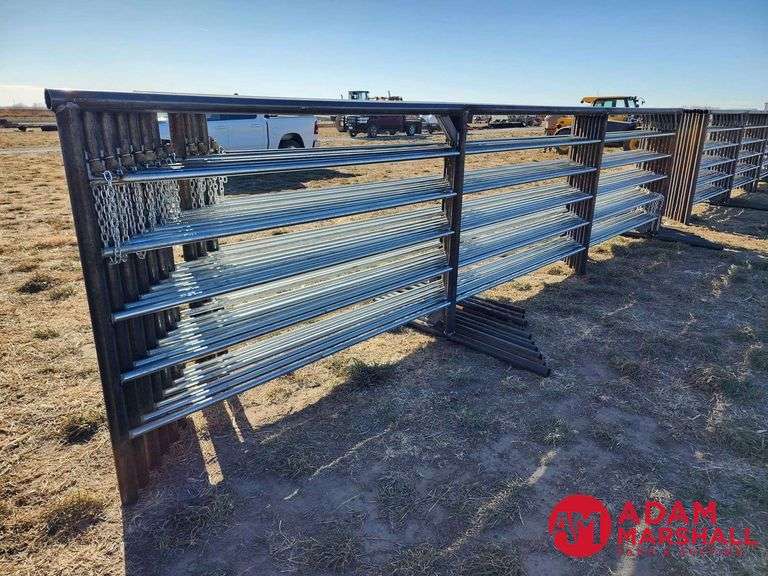 New 5x20FT Freestanding Panels with Continuous Fence 2 3/8 Pipe (sold 10 x bid)