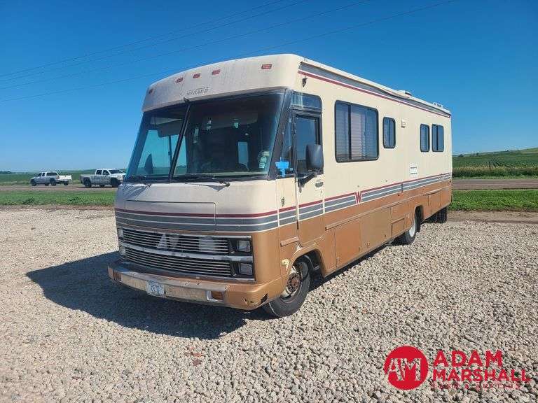 1988  Chevrolet   P30 Superchief Motorhome - 31FT