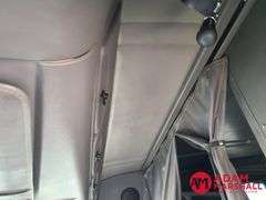 2000  Kenworth  T2000  Semi Truck