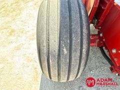 2013  New Holland  BR7090  Specialty Crop Baler