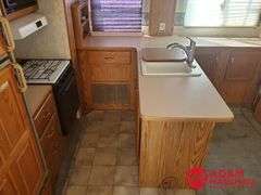 2002  Keystone  Cougar  5th Wheel Camper - 28FT