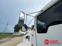 2008  Kenworth  T300  Straight Truck